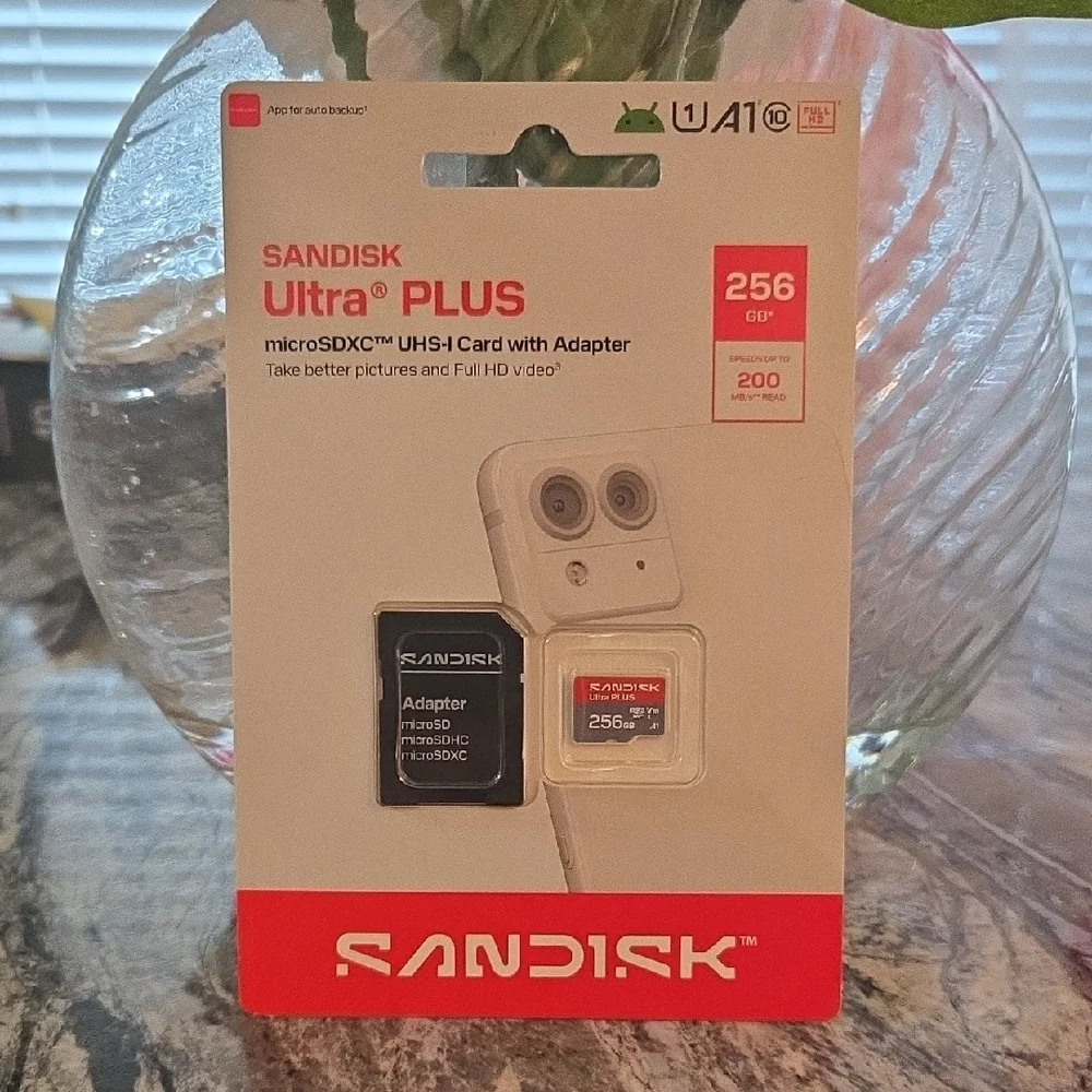 Andis Ultra PLUS 256GB microSDXC Card with Adapter - Red and Black